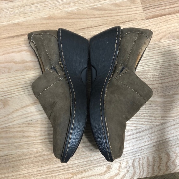 Born Brown Leather Clog Shoes Sz 8 Non Marking Women’s - Picture 3 of 7